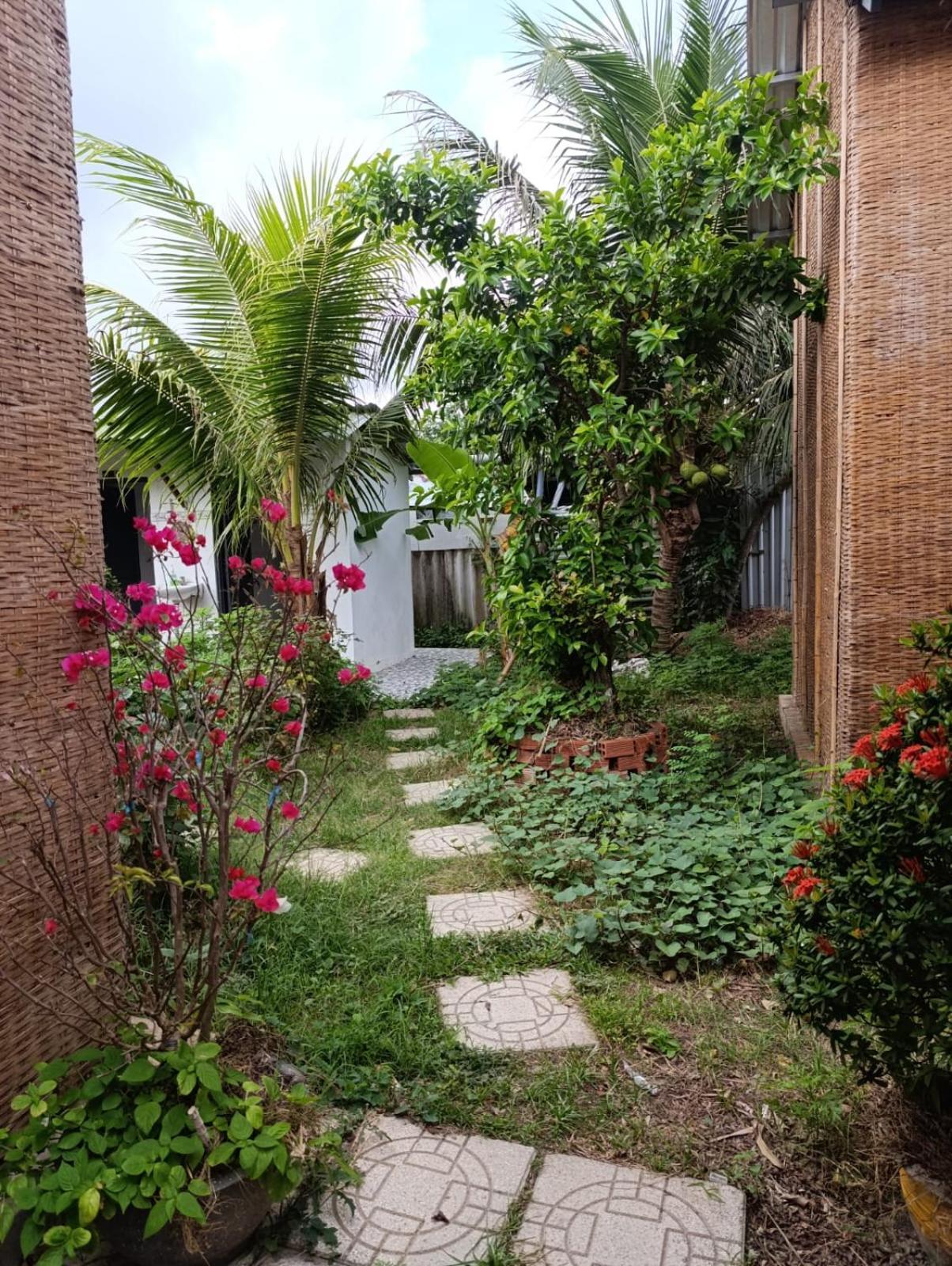 Bentrestay Giong Tu Dien Exterior foto